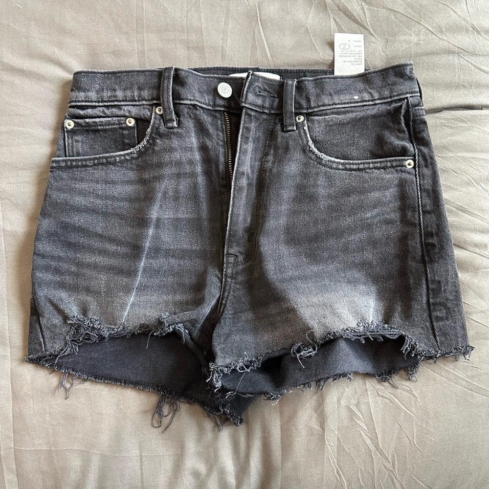 A&F High Rise Mom Short